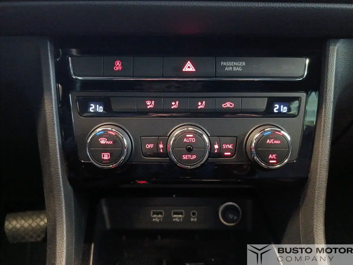 SEAT Ateca usata a Varese (14)