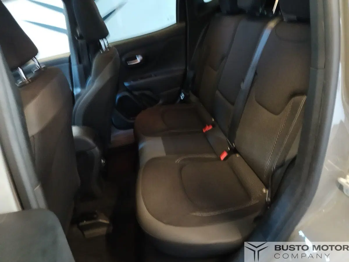 Jeep Renegade usata a Varese (9)