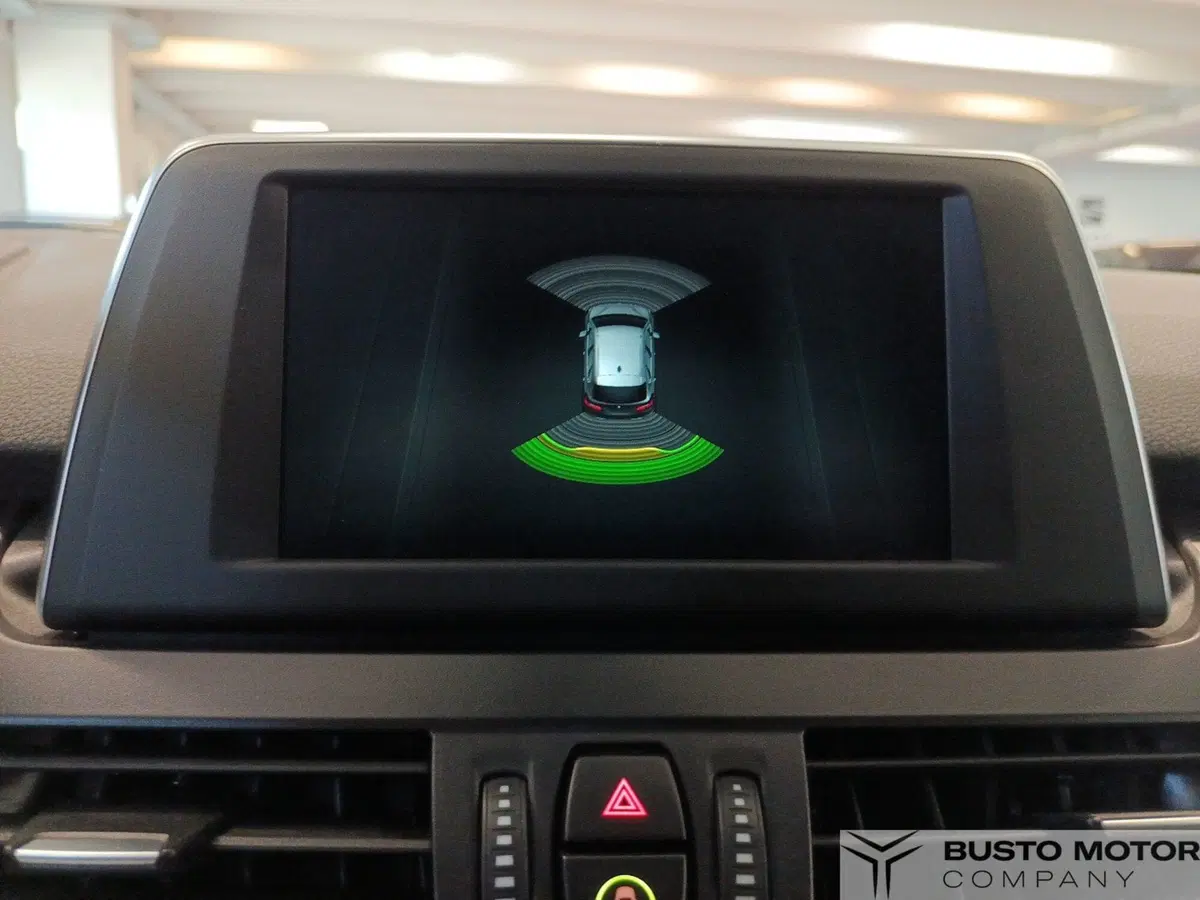 BMW Serie 2 Active Tourer usata a Varese (15)
