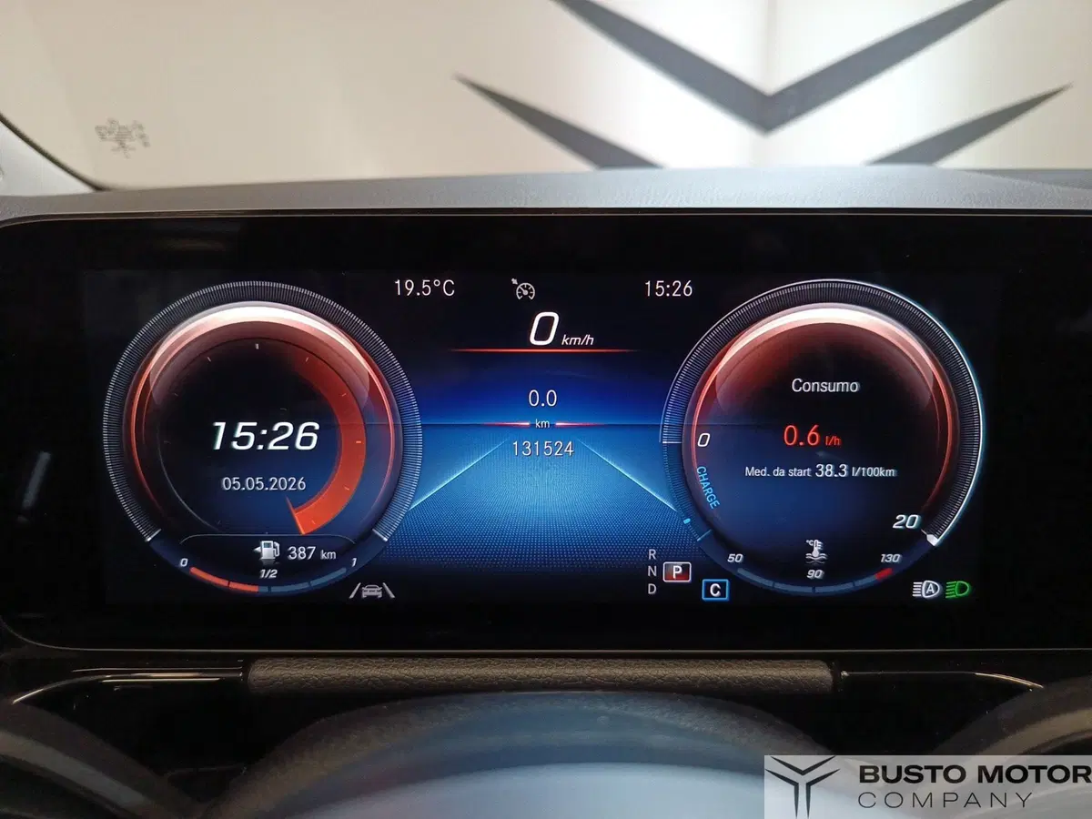 Mercedes-Benz GLA SUV usata a Varese (12)