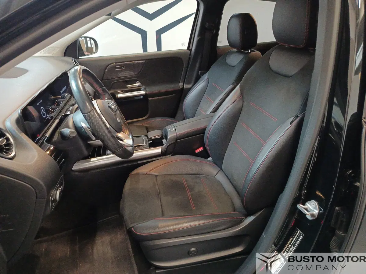 Mercedes-Benz GLA SUV usata a Varese (8)