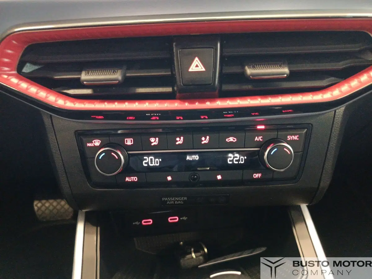 SEAT Arona usata a Varese (14)