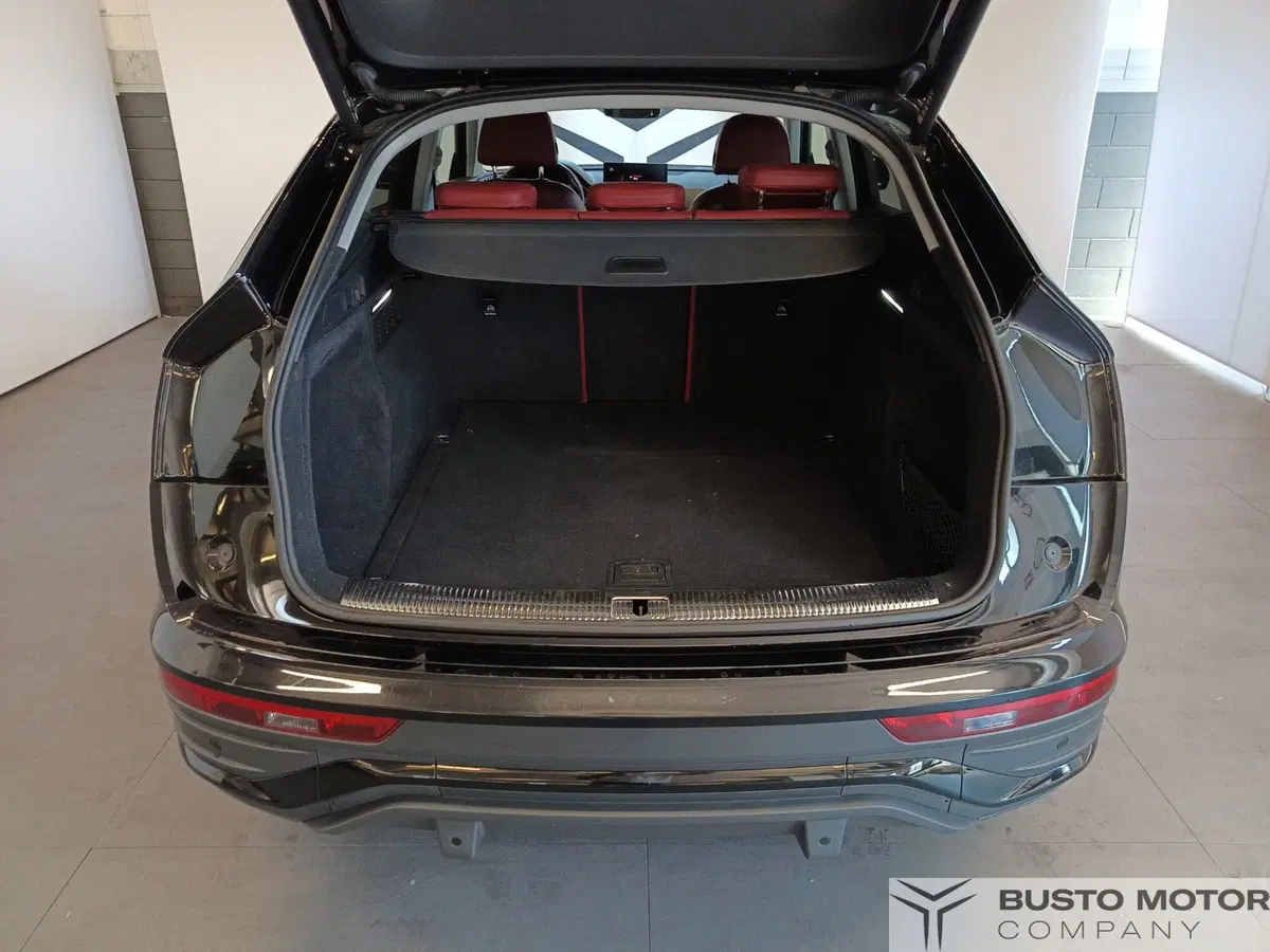 Audi Q4 Sportback usata a Varese (10)