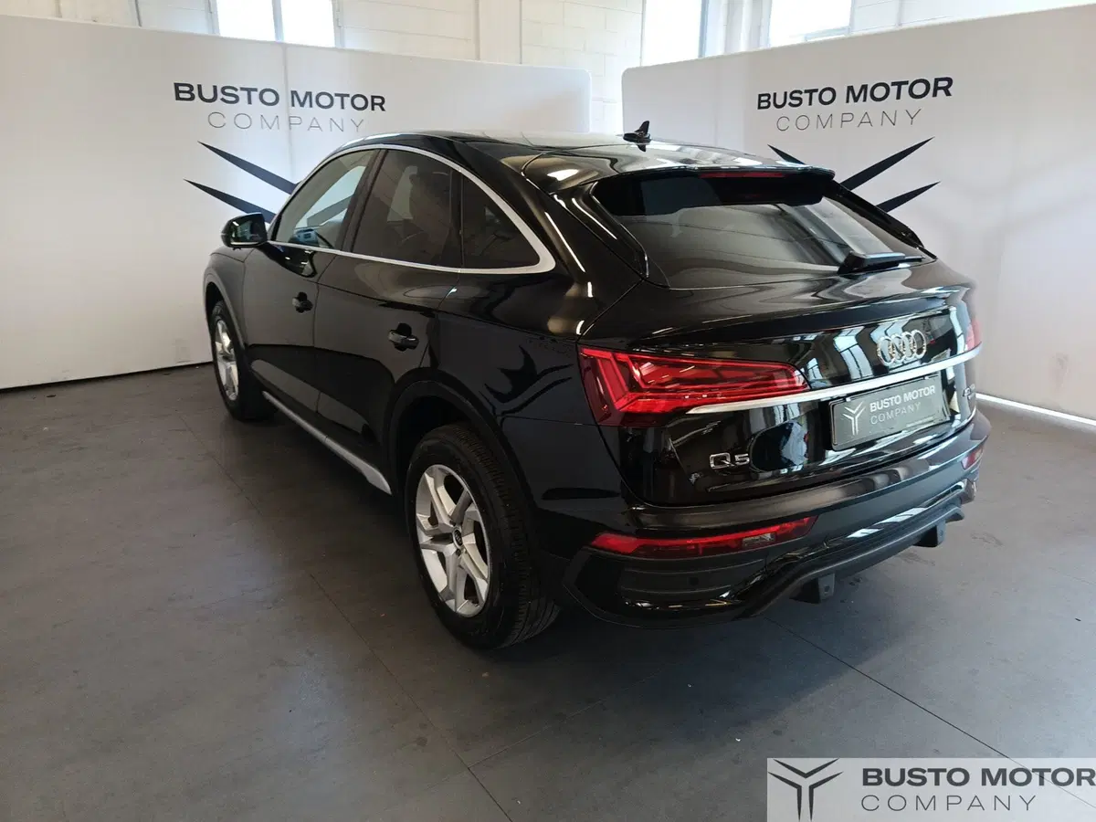 Audi Q4 Sportback usata a Varese (6)