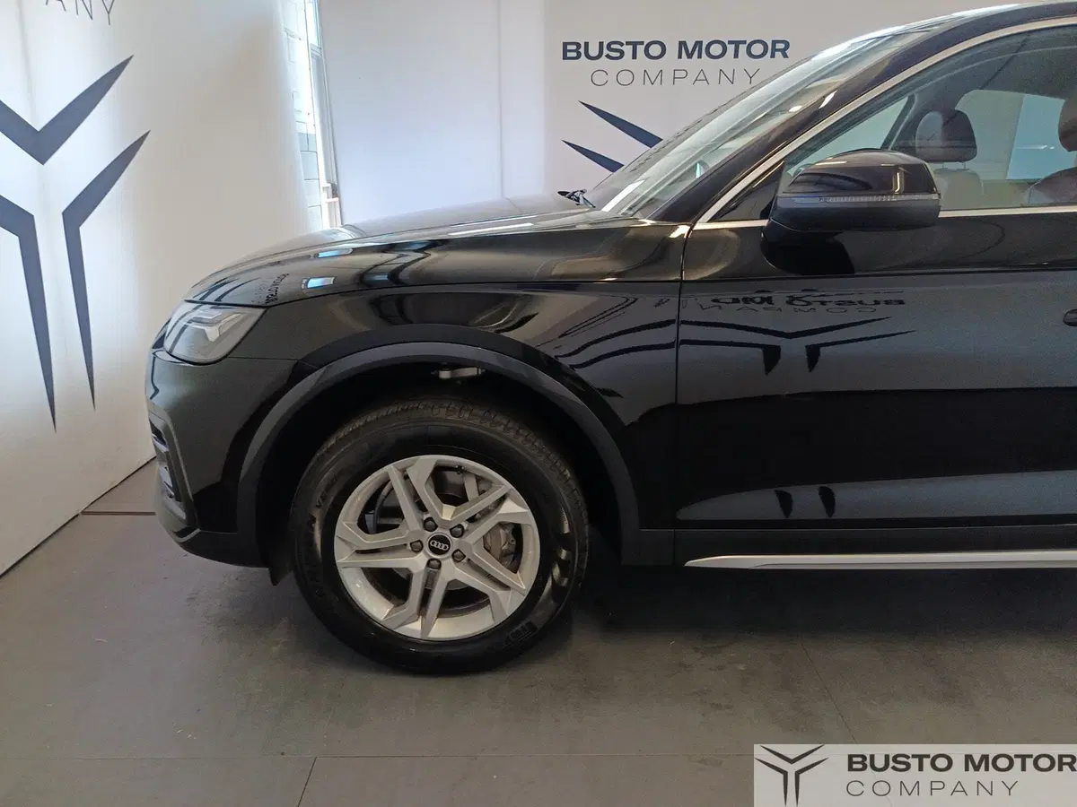 Audi Q4 Sportback usata a Varese (7)