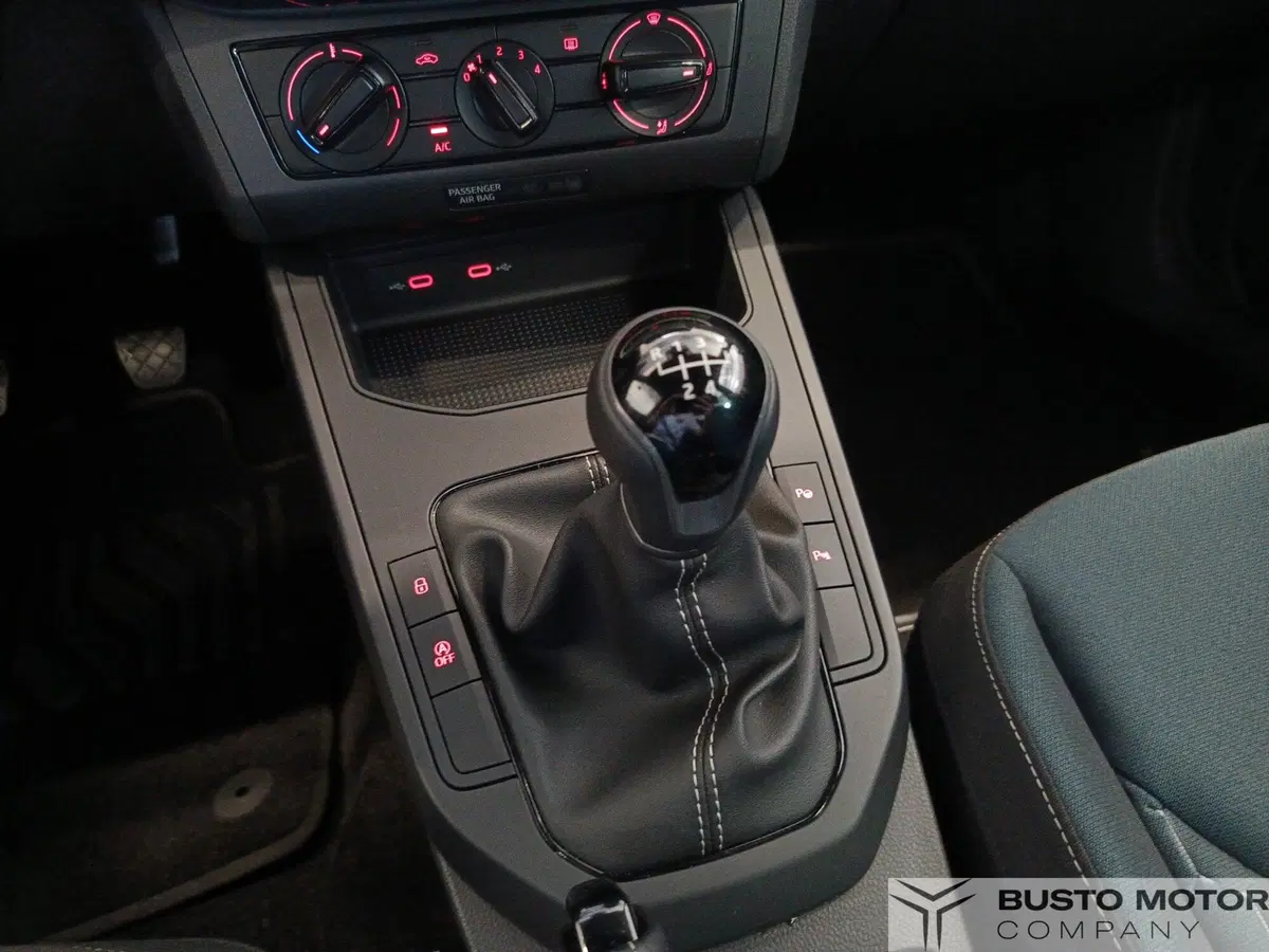 SEAT Arona usata a Varese (15)