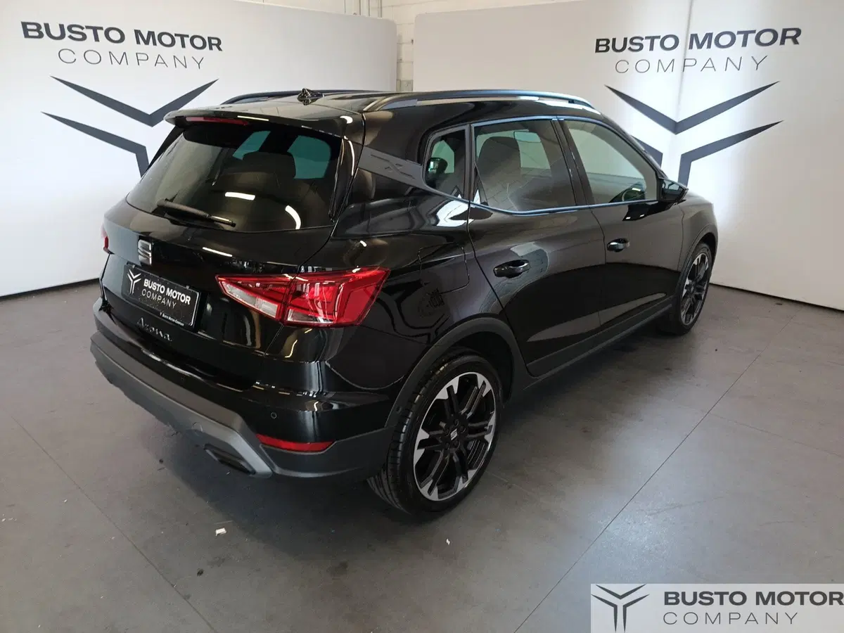 SEAT Arona usata a Varese (4)