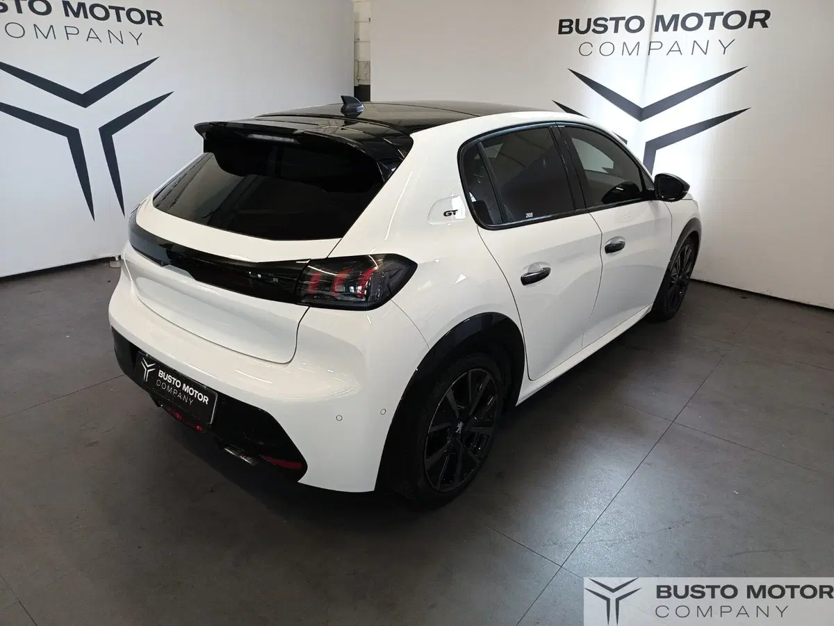 Peugeot 208 usata a Varese (4)