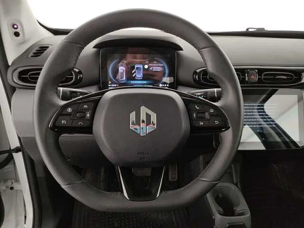 Leapmotor T03 usata a Caserta (19)