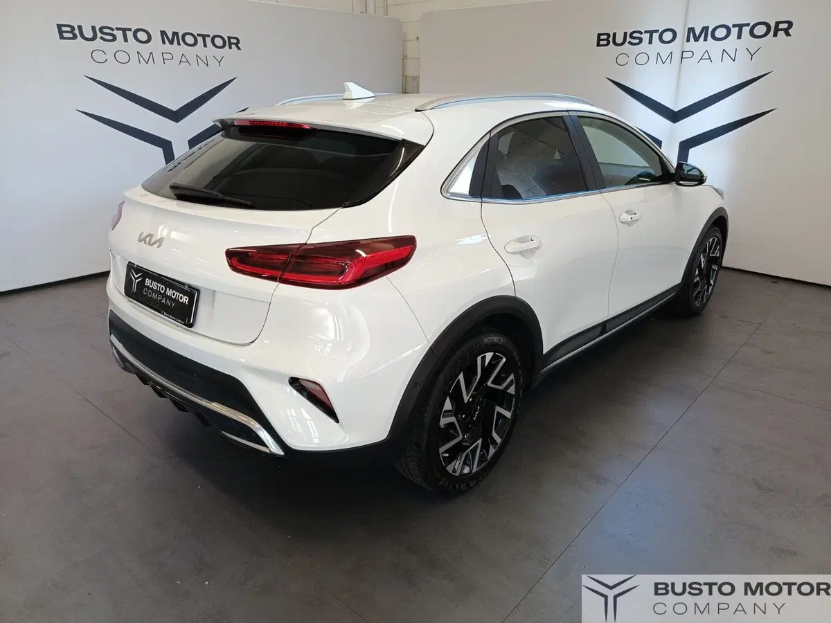 Kia XCeed usata a Varese (4)