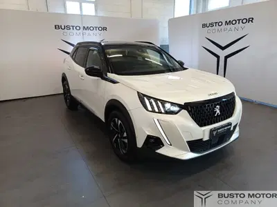 Peugeot 2008 BlueHDi 130 S&amp;S EAT8 GT Pack del 2021 usata a Olgiate Olona