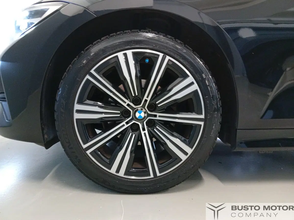 BMW Serie 3 Touring usata a Varese (8)