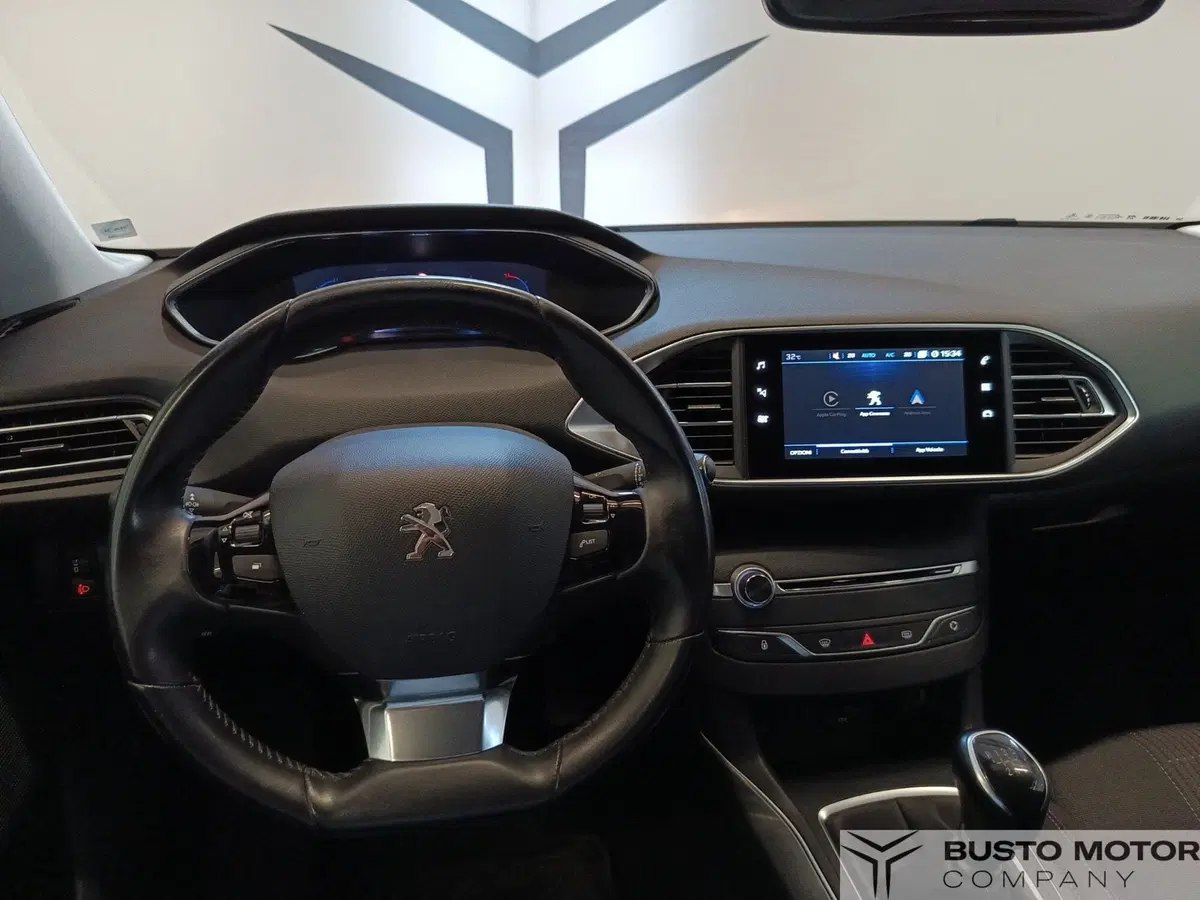 Peugeot 308 SW usata a Varese (11)