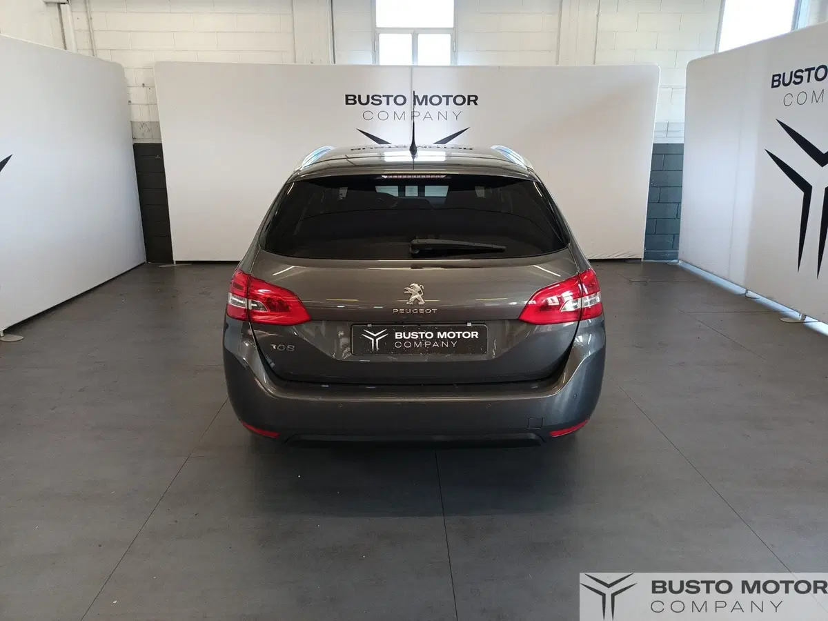 Peugeot 308 SW usata a Varese (5)