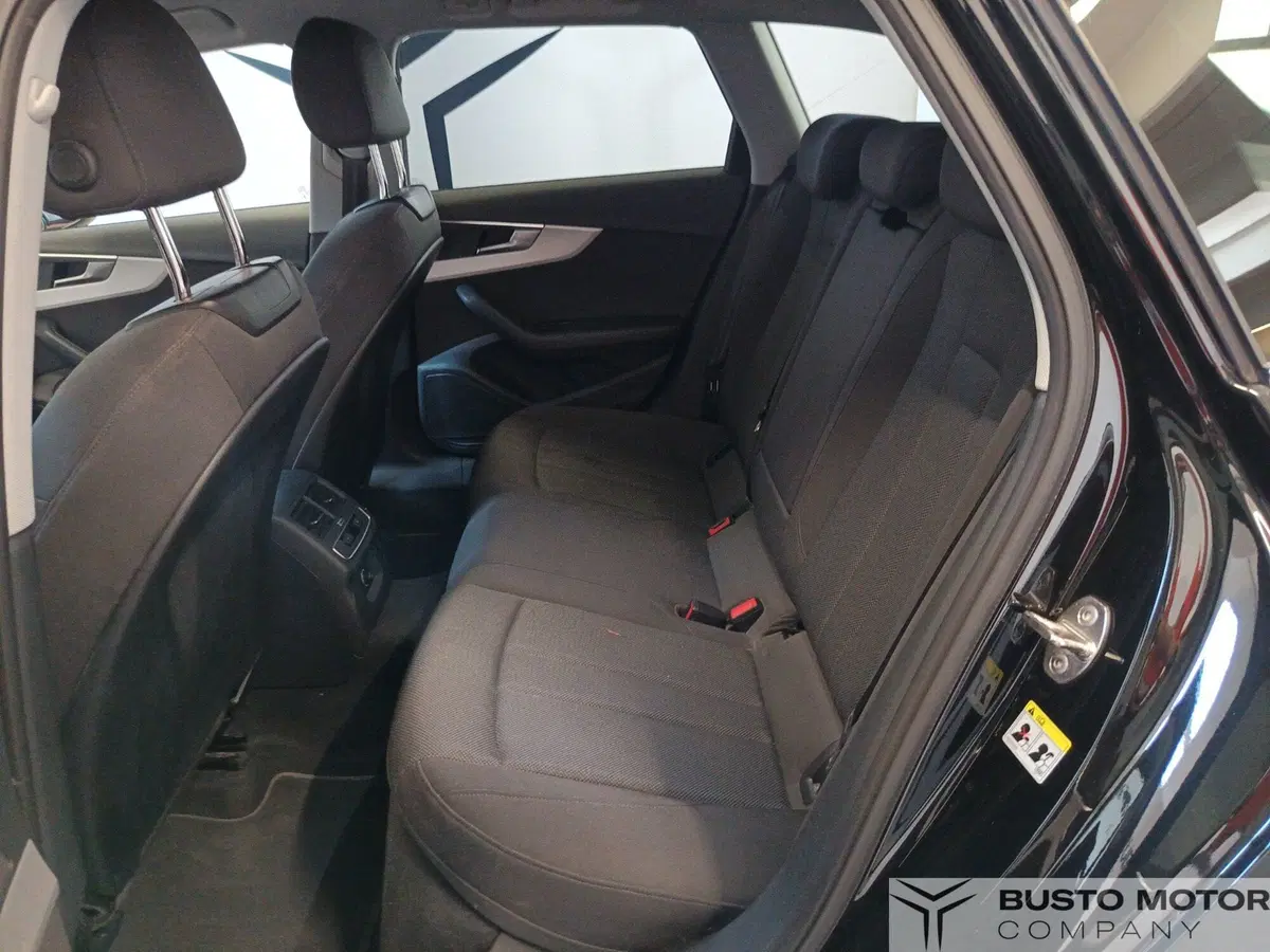 Audi A4 Avant usata a Varese (9)