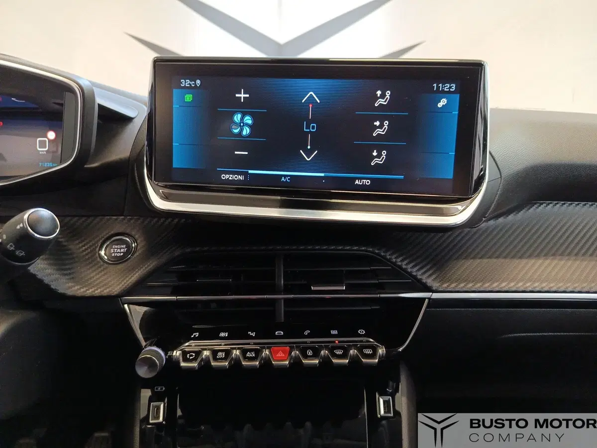 Peugeot 208 usata a Varese (15)