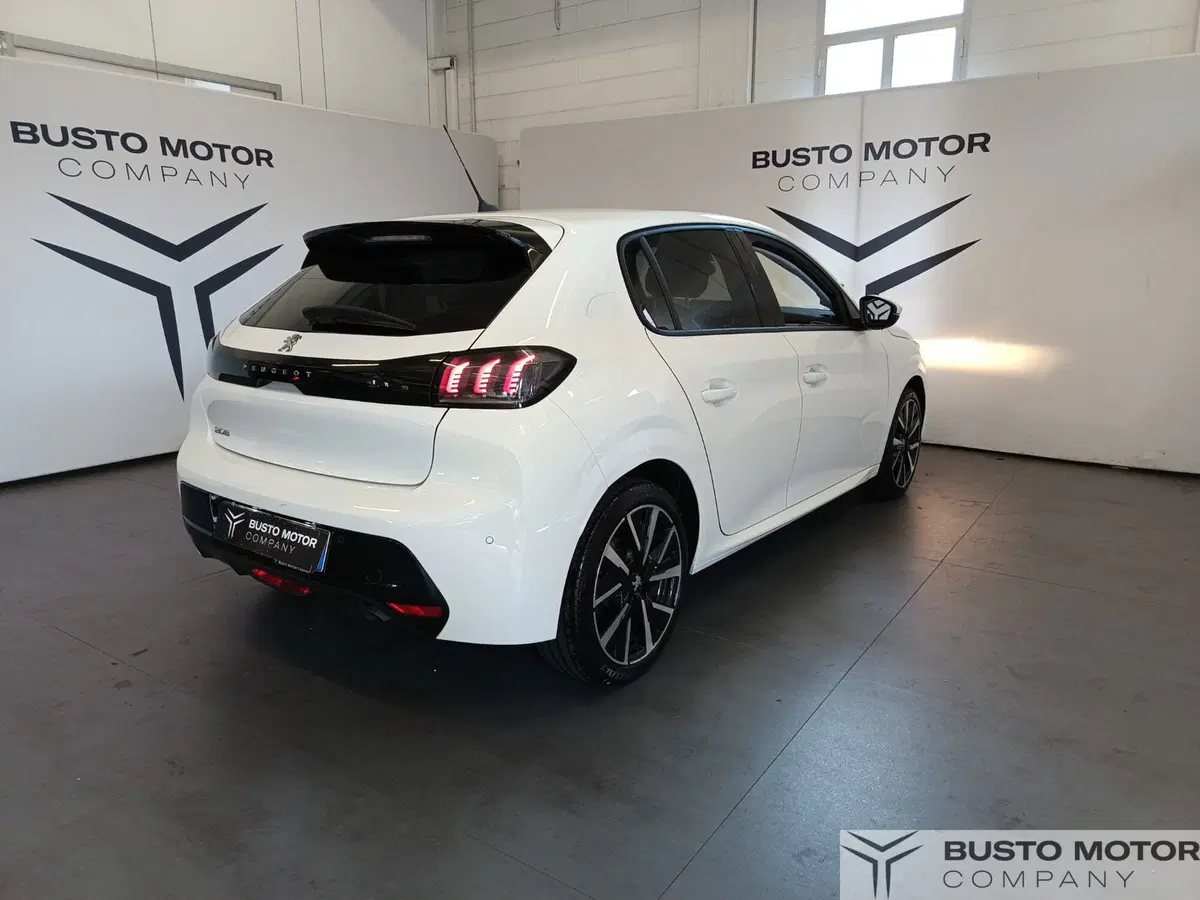 Peugeot 208 usata a Varese (7)