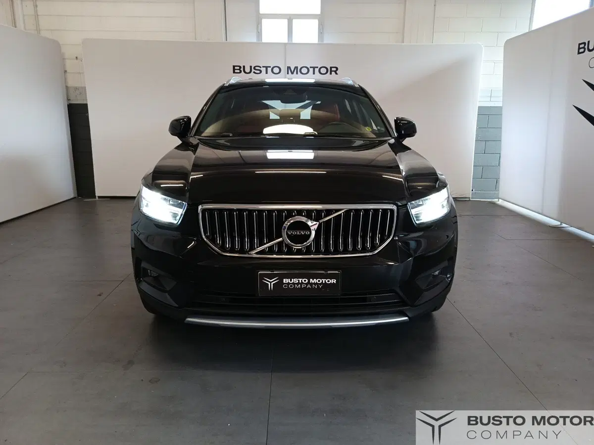 Volvo XC40 usata a Varese (3)