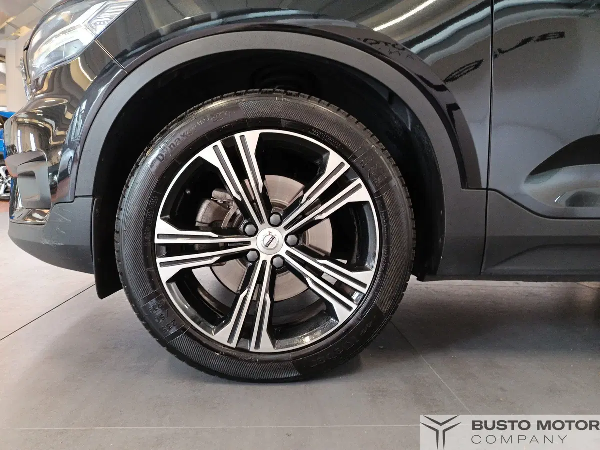 Volvo XC40 usata a Varese (8)