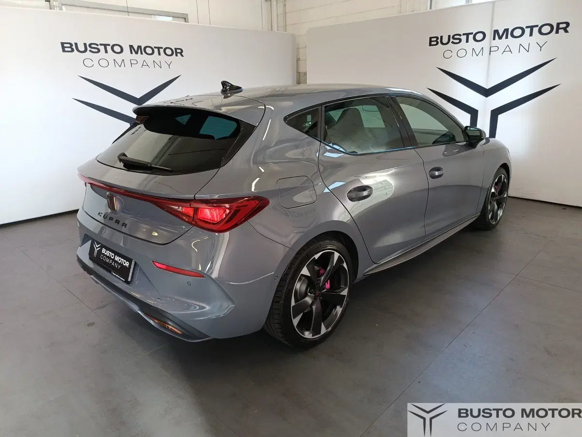 Cupra Leon usata a Varese (4)