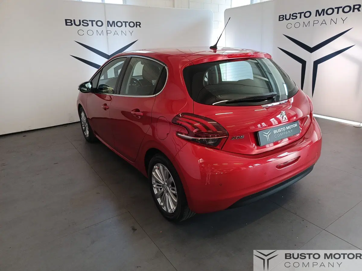 Peugeot 208 usata a Varese (6)