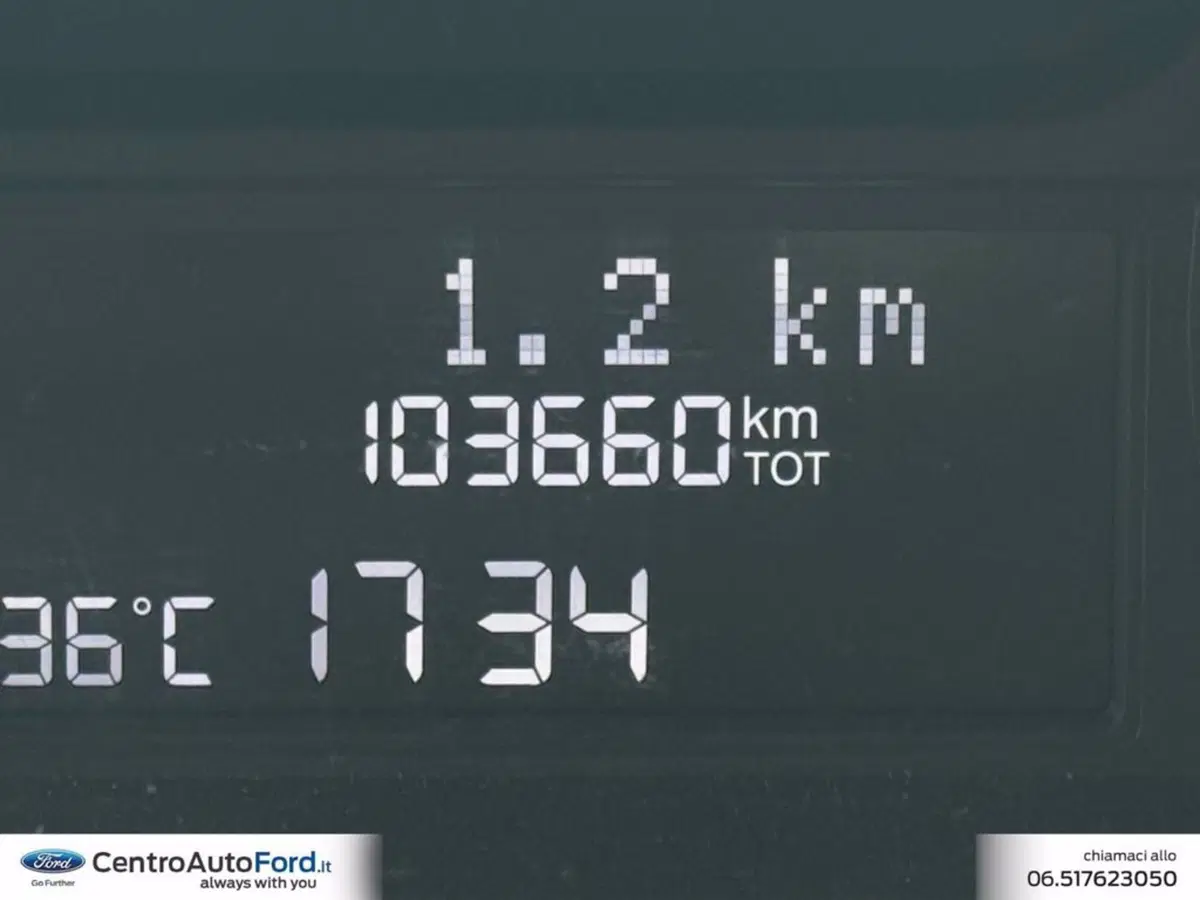 Lancia Ypsilon usata a Roma (16)