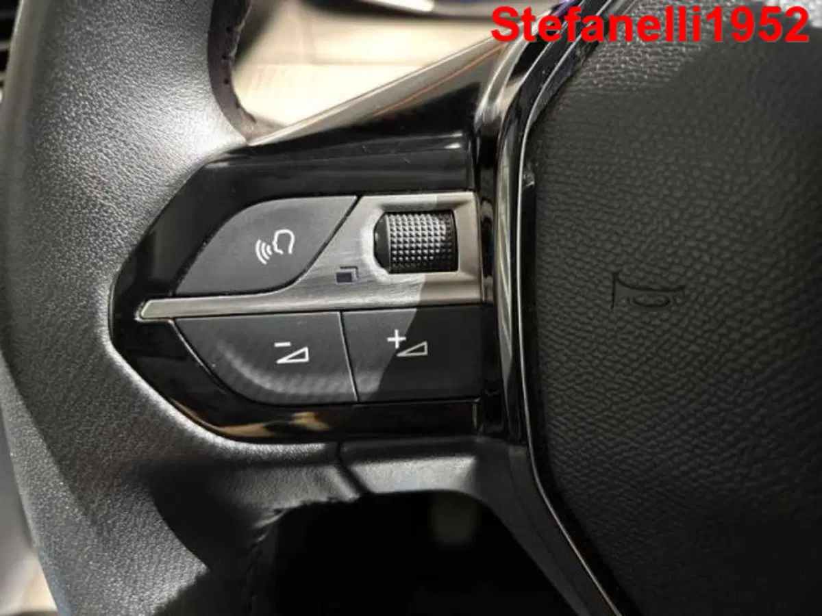 Peugeot 208 usata a Bologna (20)
