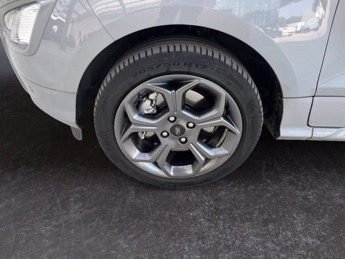 Ford EcoSport usata a Milano (9)