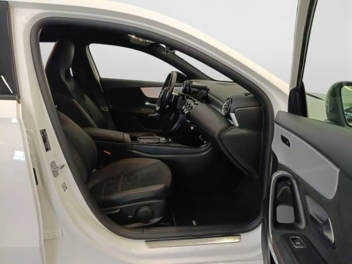 Mercedes-Benz Classe A Sedan usata a Teramo (11)