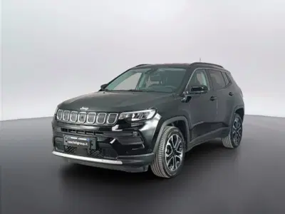 Jeep Compass 1.6 mjt Limited 2wd 130cv del 2023 usata a Mosciano Sant'Angelo