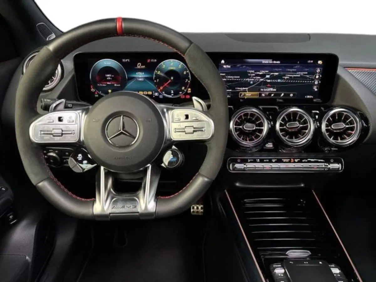 Mercedes-Benz GLA SUV usata a Bologna (11)