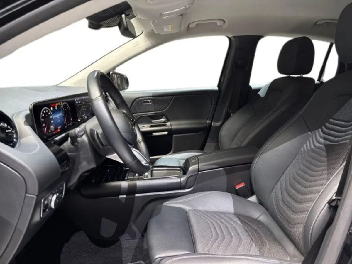Mercedes-Benz GLA SUV usata a Bologna (10)