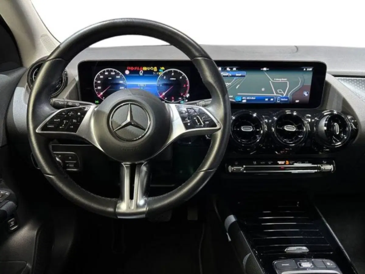 Mercedes-Benz GLA SUV usata a Bologna (11)
