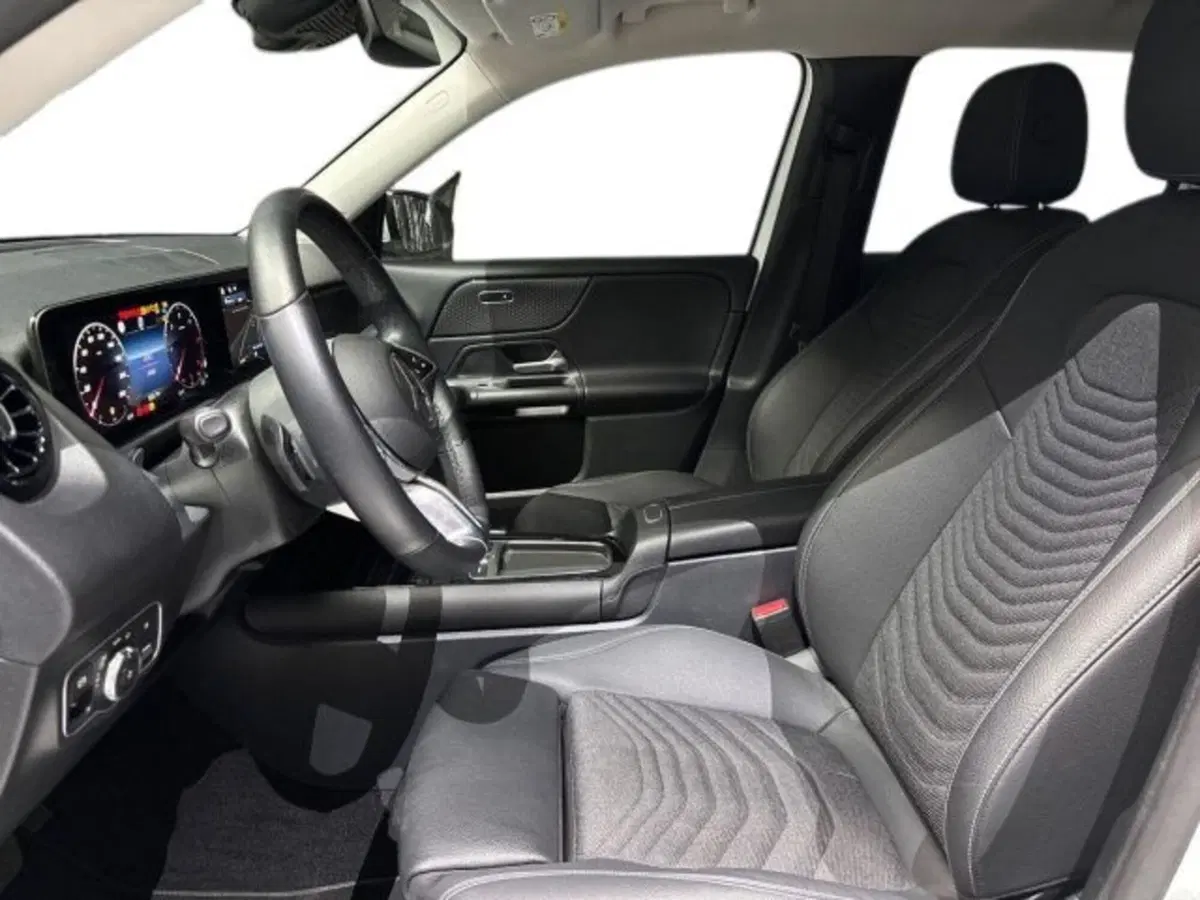 Mercedes-Benz GLB usata a Bologna (10)