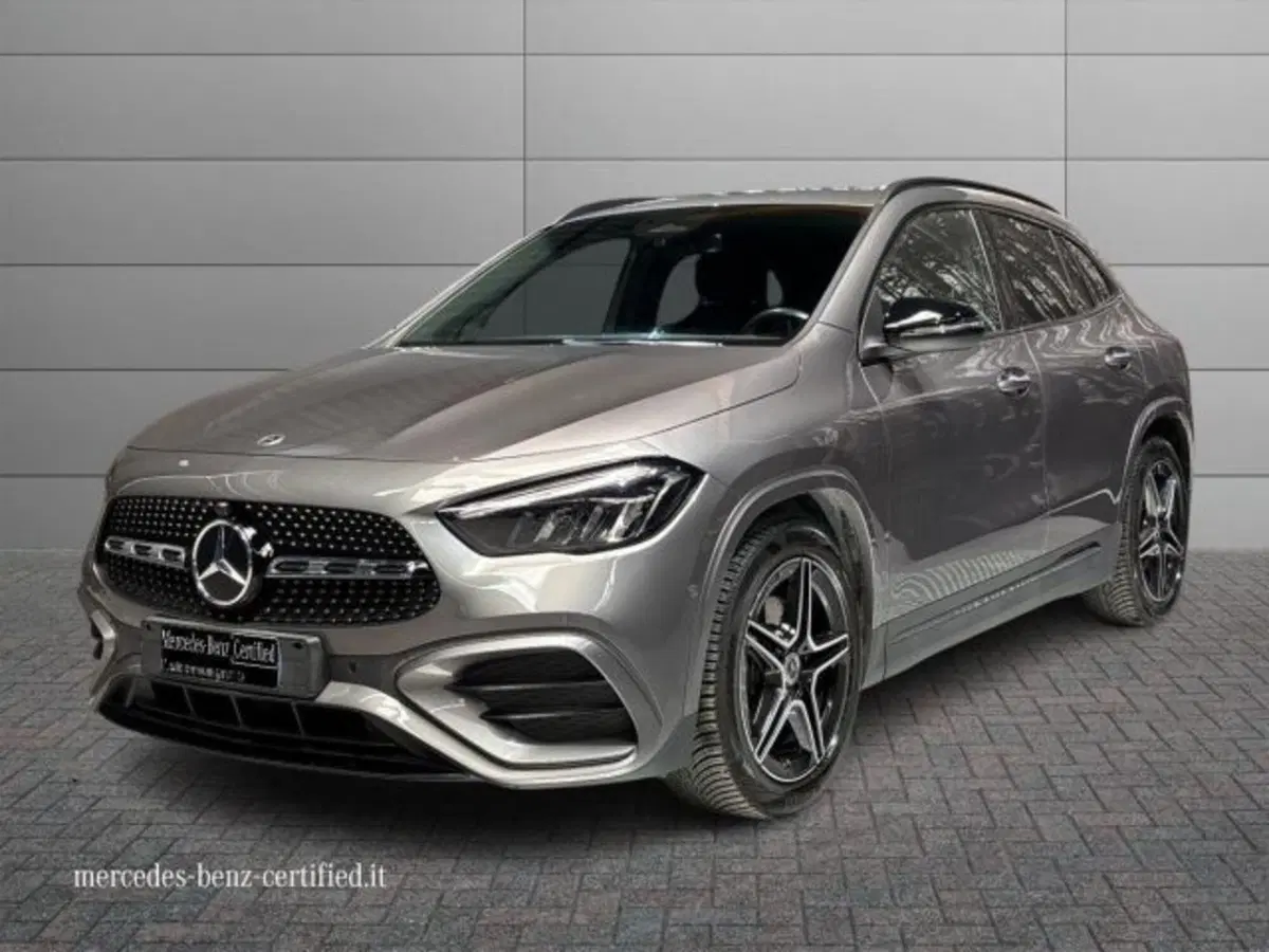 Mercedes-Benz GLA SUV usata a Bologna