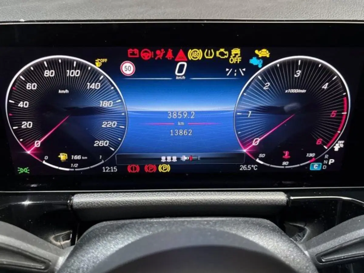 Mercedes-Benz GLA SUV usata a Bologna (13)