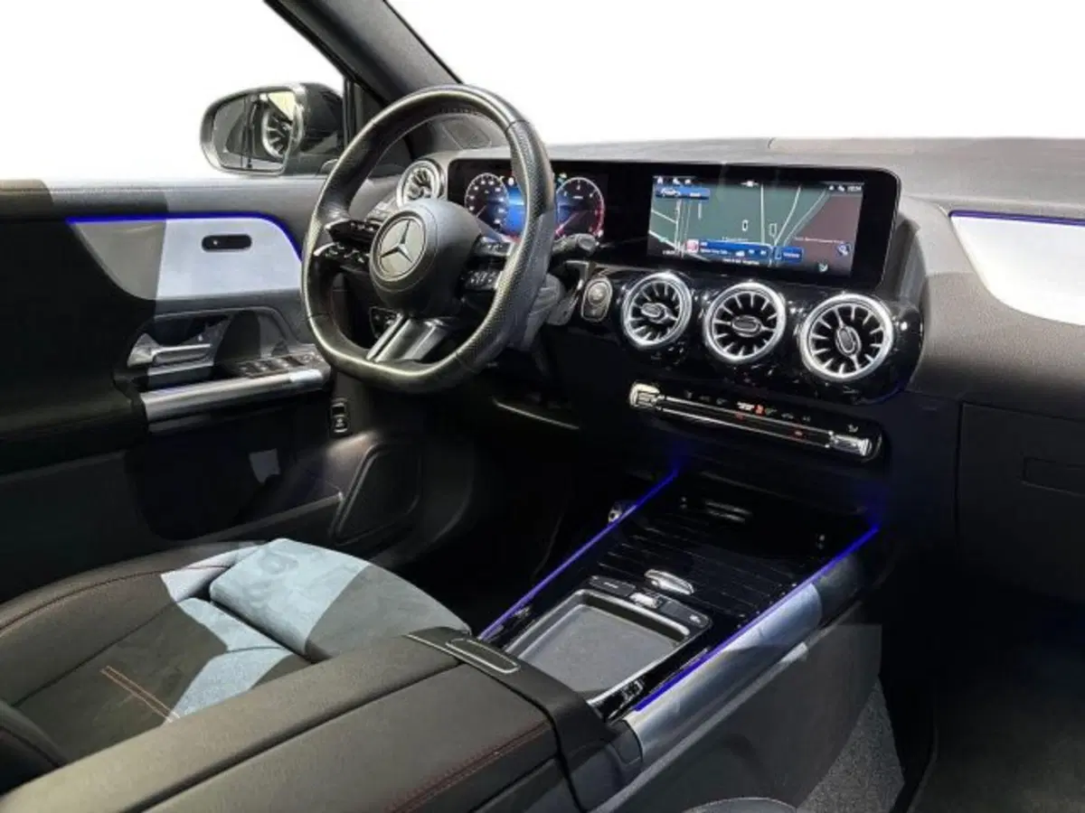Mercedes-Benz GLA SUV usata a Bologna (15)