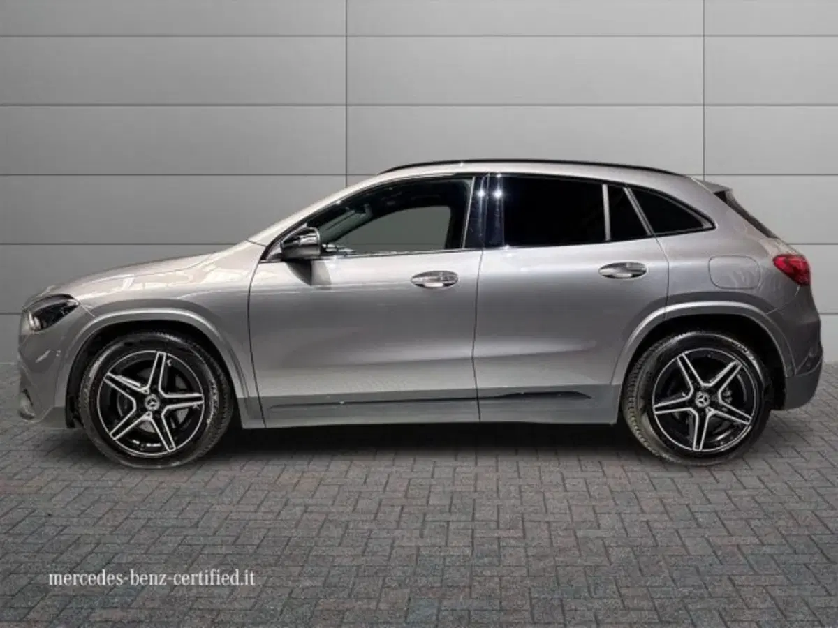Mercedes-Benz GLA SUV usata a Bologna (6)