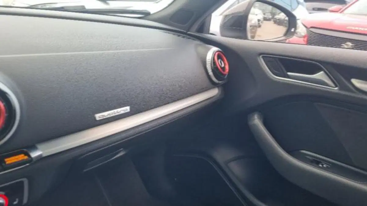 Audi S3 Sportback usata a Savona (13)