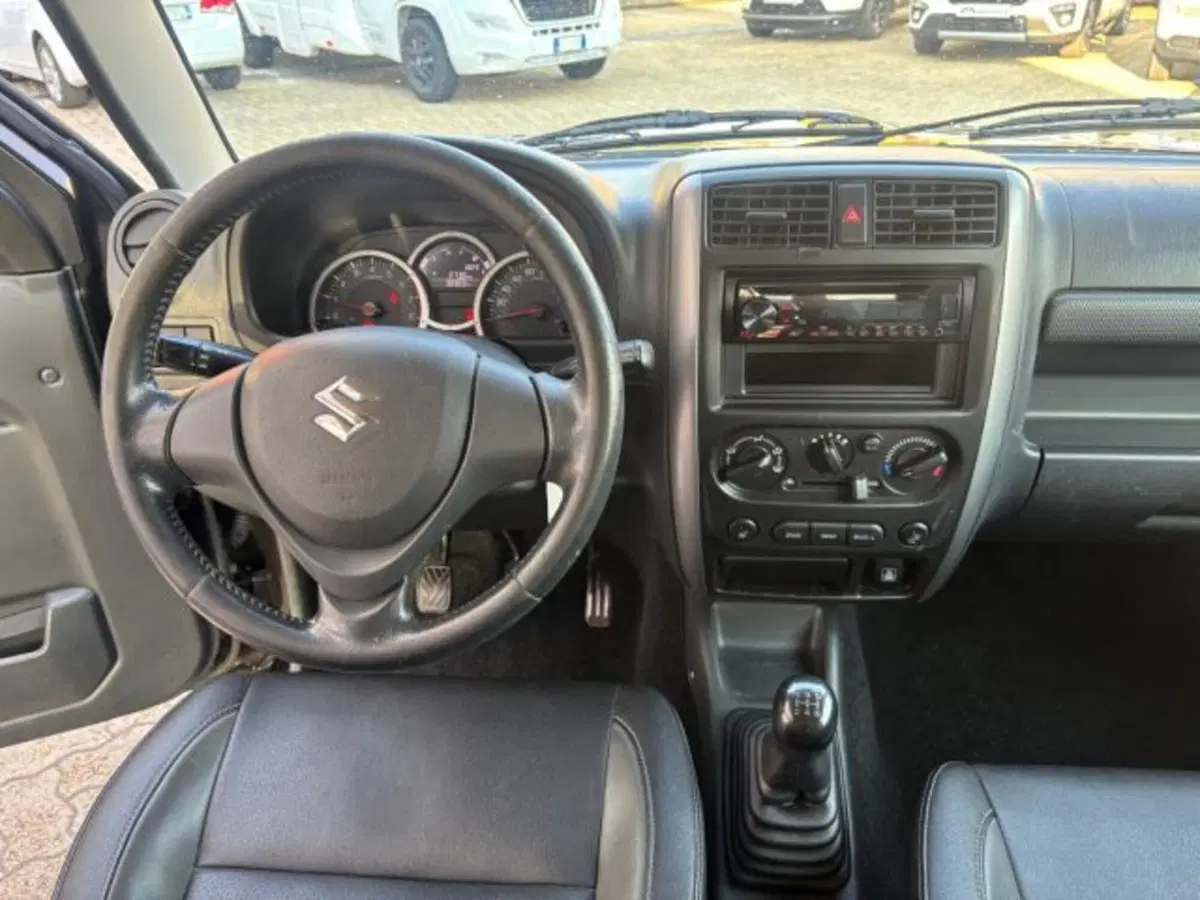 Suzuki Jimny usata a Cuneo (10)