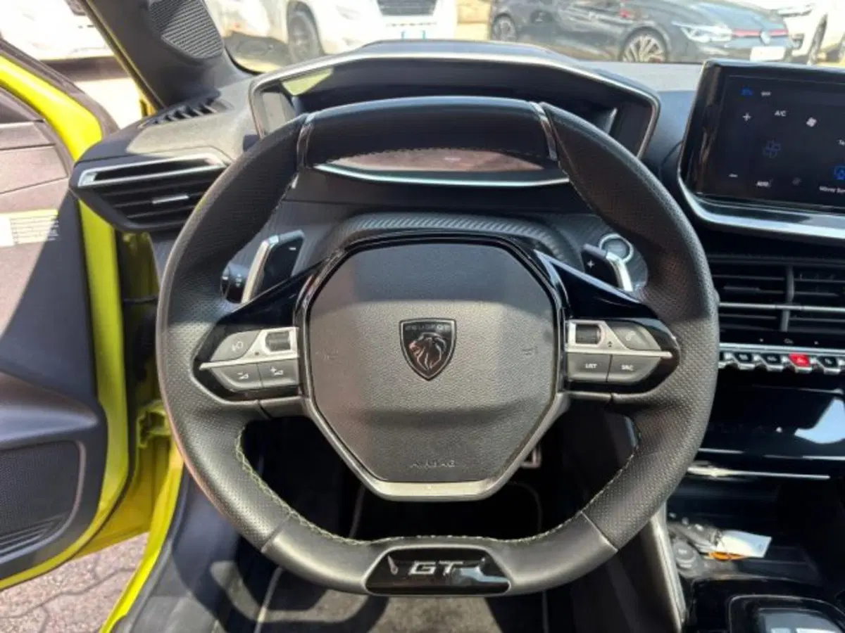 Peugeot 208 usata a Cuneo (13)