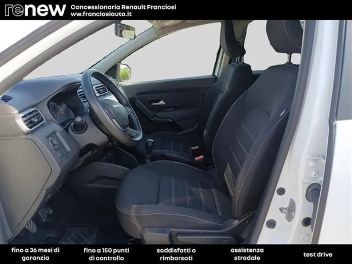 Dacia Duster usata a Modena (16)