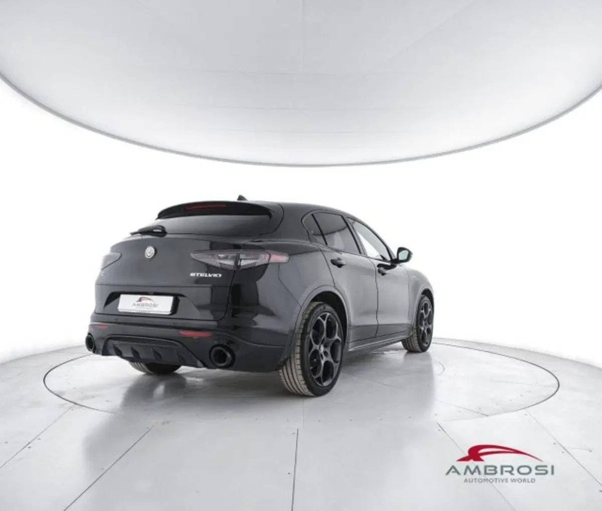 Alfa Romeo Stelvio usata a Perugia (3)