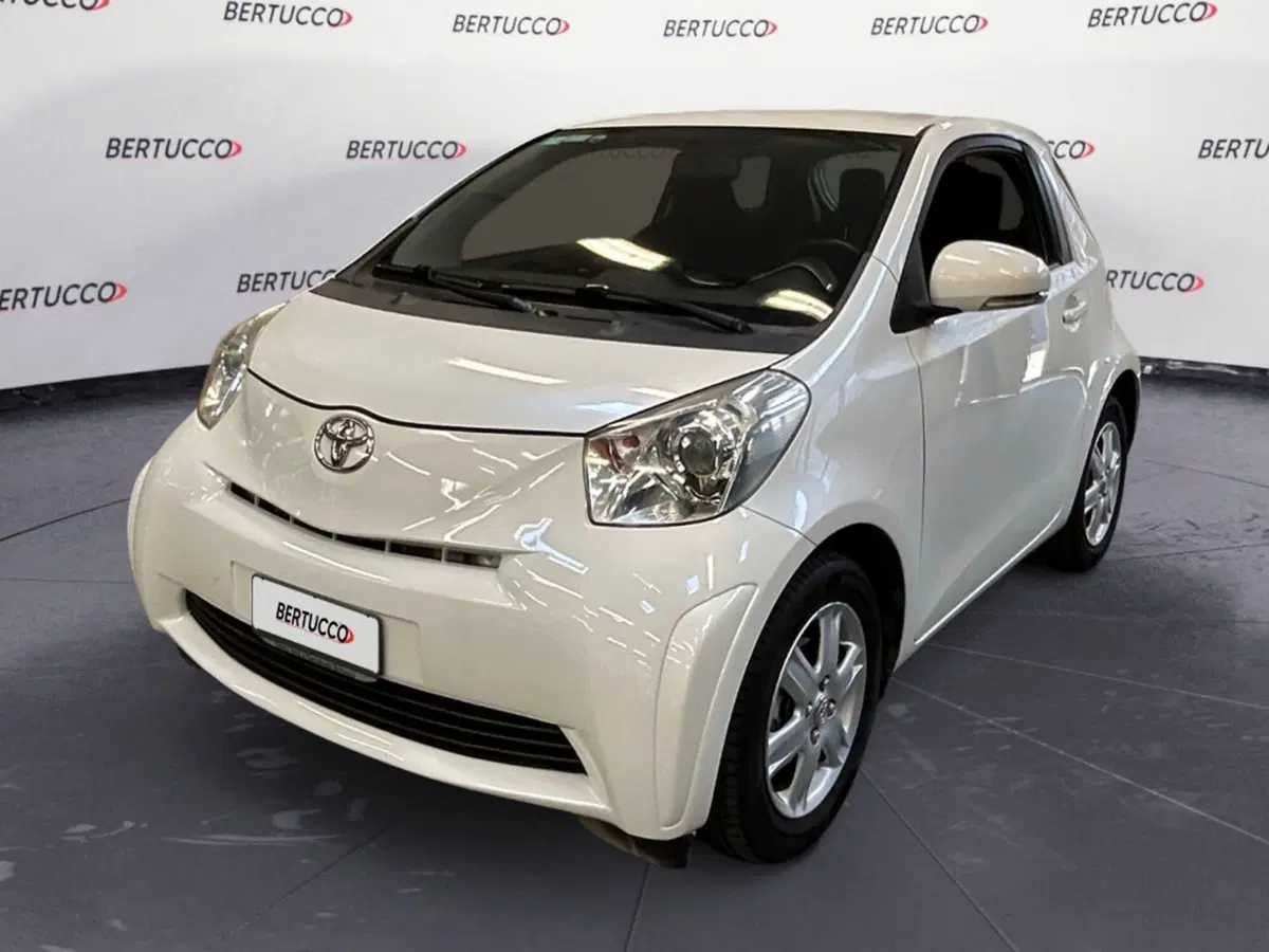 Toyota iQ usata a Verona (2)