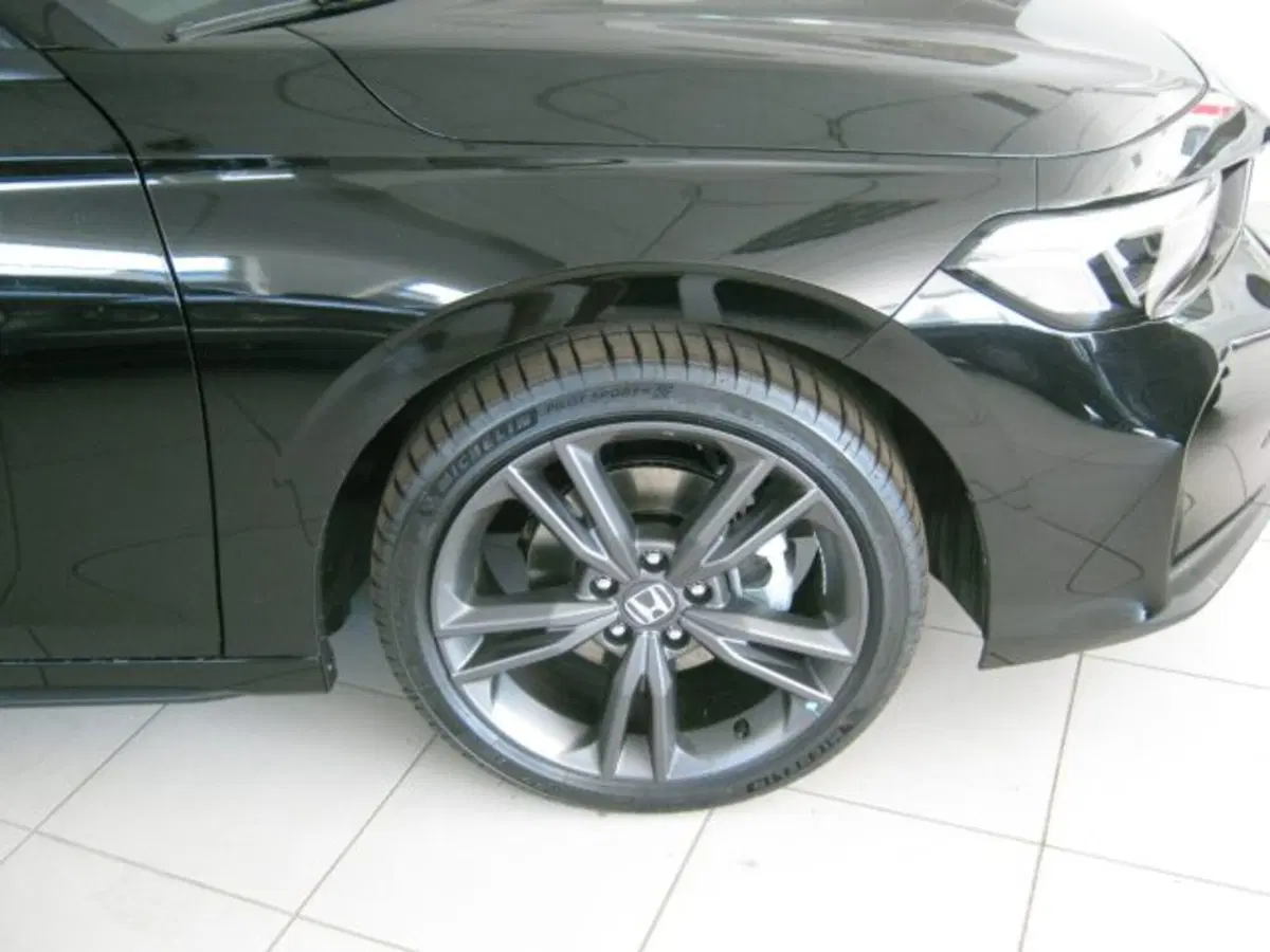 Honda Civic nuova a Fermo (8)