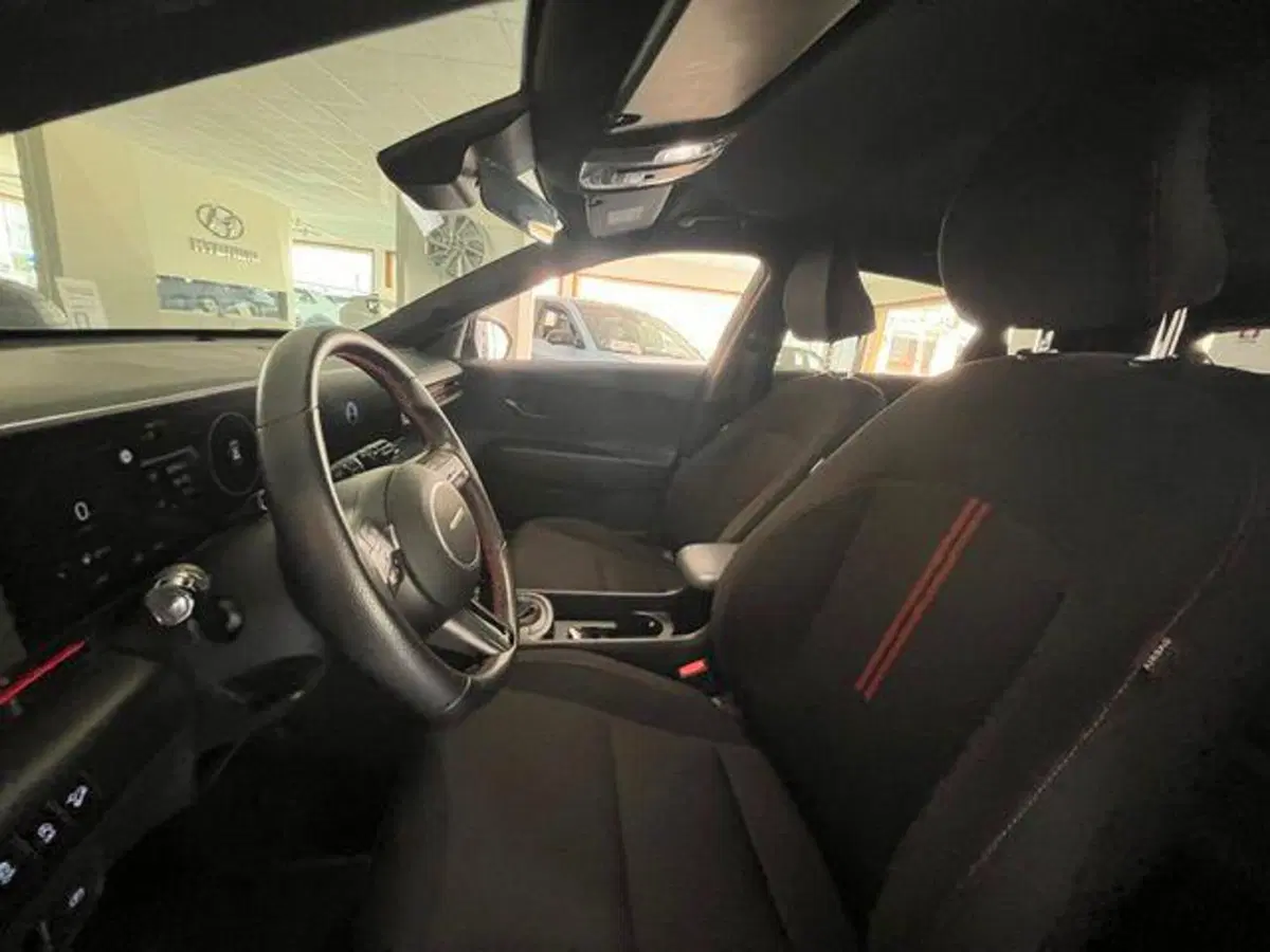 Hyundai Kona usata a Verbano Cusio Ossola (15)