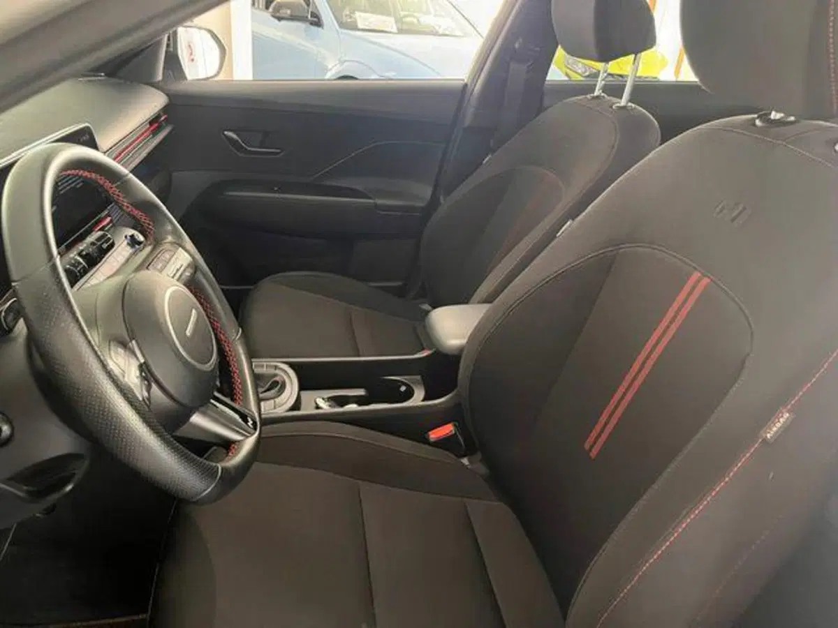 Hyundai Kona usata a Verbano Cusio Ossola (16)