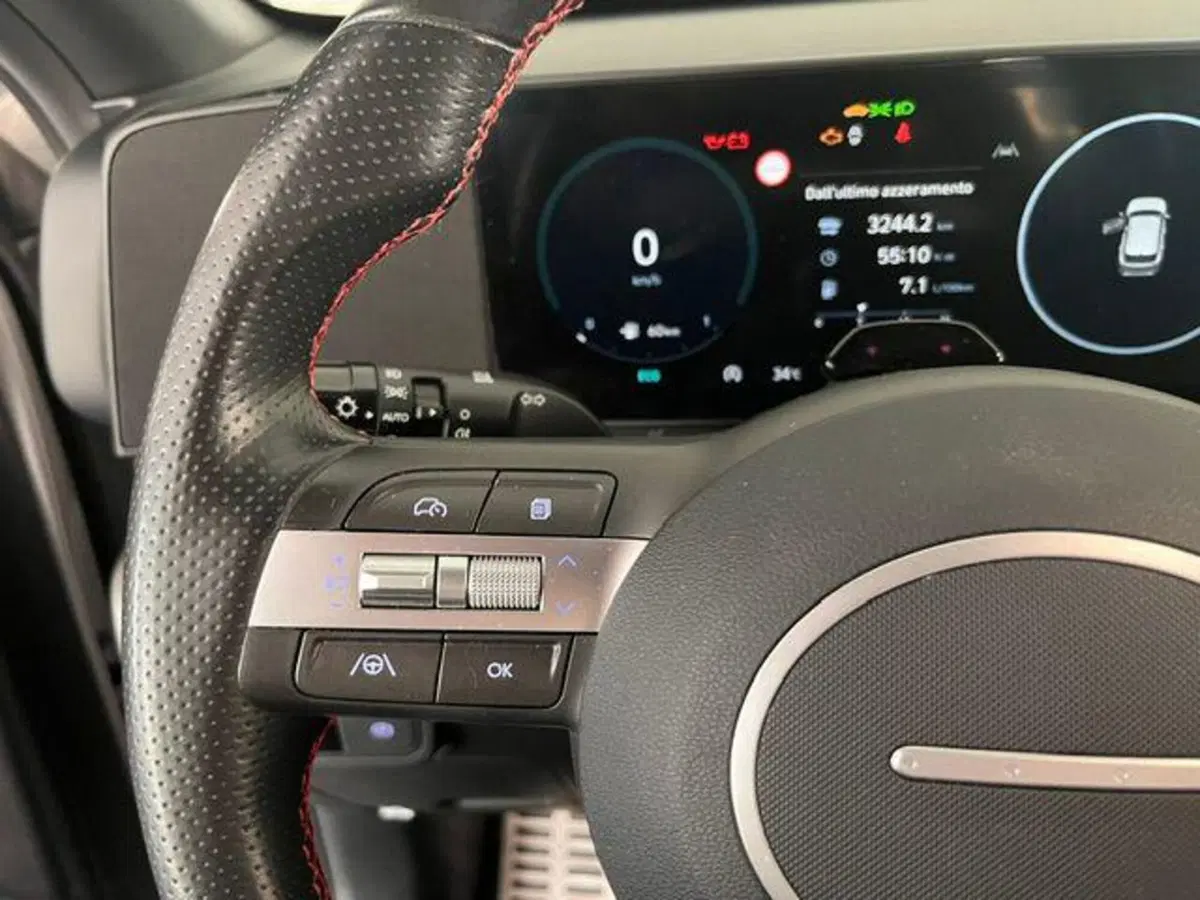 Hyundai Kona usata a Verbano Cusio Ossola (18)