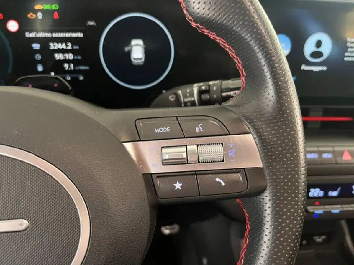 Hyundai Kona usata a Verbano Cusio Ossola (19)