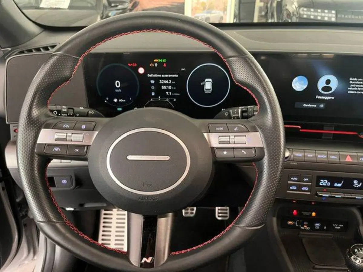 Hyundai Kona usata a Verbano Cusio Ossola (20)